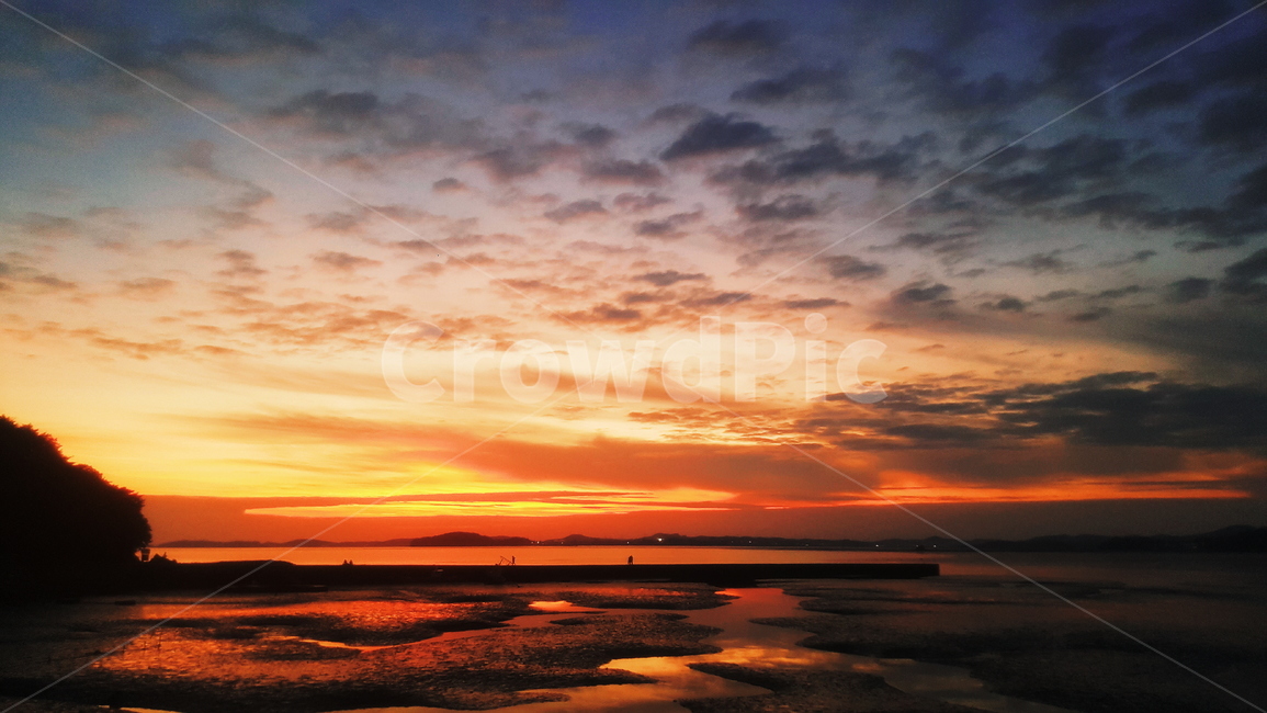 자연,붉은하늘,하늘,sky,노을,바다,산,redsky,대부도,자연,풍경,nature,landscape,outdoors,옥외,dusk,황혼,sunset,일몰,dawn,새벽,red sky,붉은 하늘