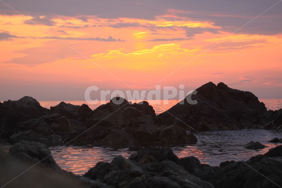 일출,여명,아침,해뜨기전,바다,구름,붉은빛,자연,풍경,nature,landscape,promontory,곶,outdoors,옥외