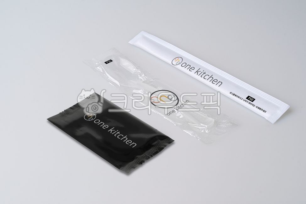 mockup,3d,실물모형,목업이미지,목업,식당,카페,커피숍,레스토랑,외식창업,체인점,공모전,배달의민족,물티슈,blank,카페로고,식당로고,포장디자인,로고디자인,수저,일회용,1회용품,젓가락,나무젓가락,배달,일회용포장용기,포장용품,패키지디자인