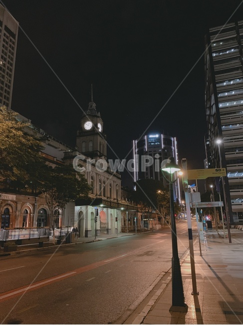 해외,건물,유럽,유럽느낌,와국,밤거리,길거리,야경,밤,풍경,nightscape,night,landscape,도시,city,해외,외국,세계,foreign,oversea,world,세계도시풍경,해외도시풍경,외국도시풍경,world cityscape,road,도로,building,urban,어반,시티,downtown,도심,town,metropolis,중심지,asphalt,아스팔트