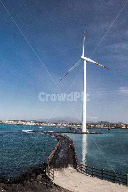 바다,풍경,파란하늘,파란바다,oceanview,sea,풍차,에너지산업,energy industry,engine,엔진,motor,모터,machine,기계