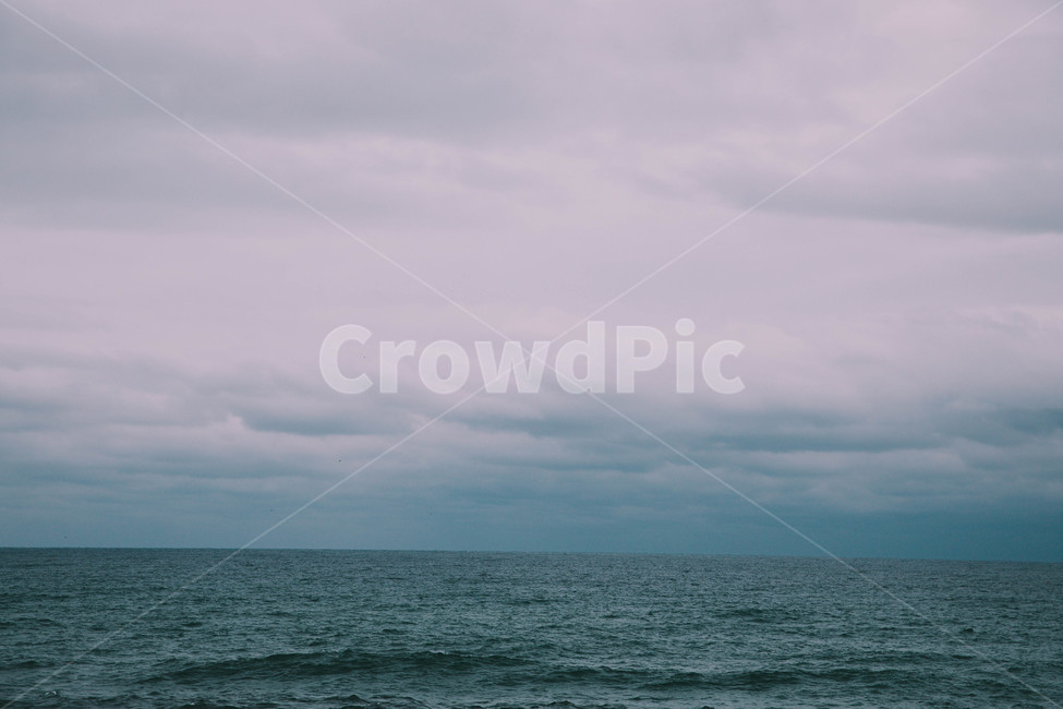 하늘,겨울하늘,구름,하얀,하얀구름,sky,뭉게뭉게,감성,배경,자연,풍경,nature,landscape,감성,sensible,feeling,색깔,색상,색채,색감,color sense,color sensitivity,feeling of color,outdoors,옥외