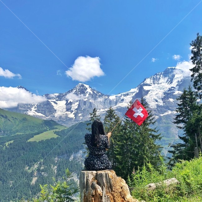 여자,여성,산,스위스,융프라우,뒷모습,나무,구름,cloud,mountain,schweiz,tree,switzerland,jungfraujoch