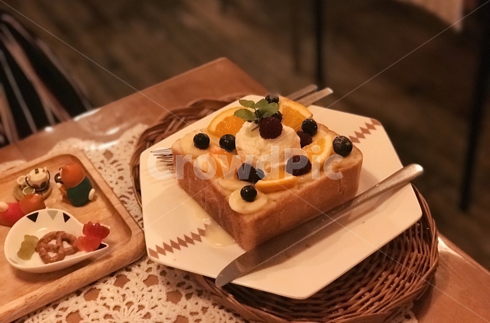 카페,감성,인테리어,브런치,토스트,팬케이크,음식,식재료,요리,food,cook,meal,dishes,food reserves,디저트,간식,후식,dessert,snack