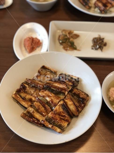 장어덮밥,kfood,장어,장어요리,장어손질,한식,생선,해산물,eel,broiledeels