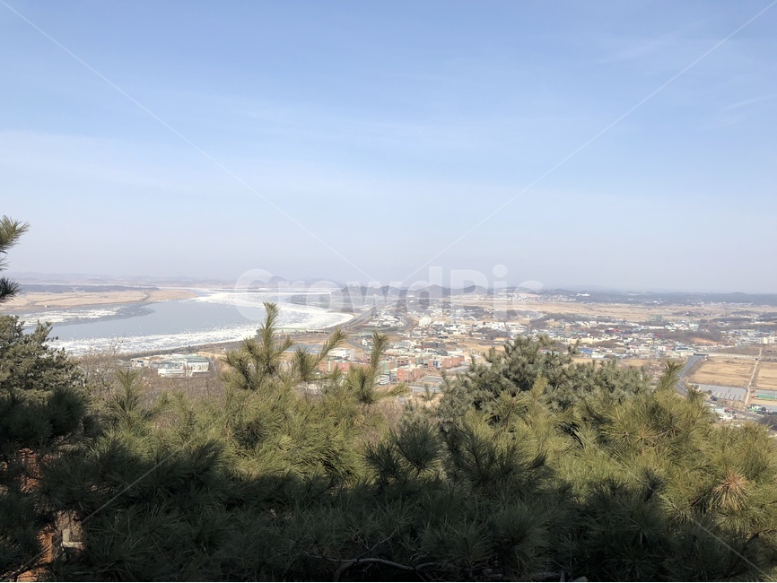 심학산,파주,산정상,겨울산,소나무,풍경,하늘,들판,겨울,계절,winter,season,자연,풍경,nature,landscape,시골,마을,country,rural,town,outdoors,옥외,경치,scenery