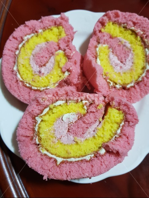 롤케잌,케이크,케잌,생일케이크,생일,빵
