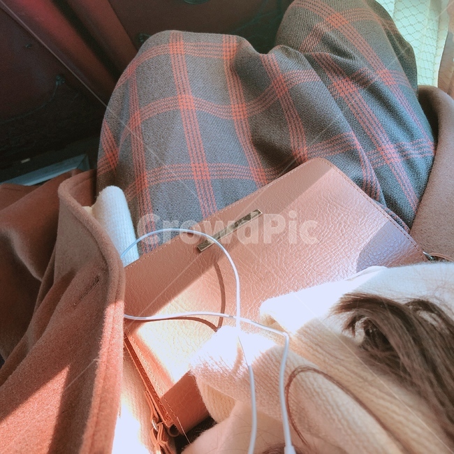 가을,단아함,가을룩,쌀쌀함,옷