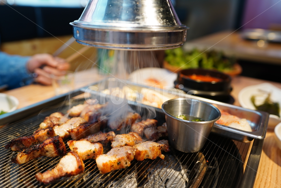 고기,삼겹살,안주,식사,육식,육류,돼지고기,먹거리,먹방,음식,한식,food,구이