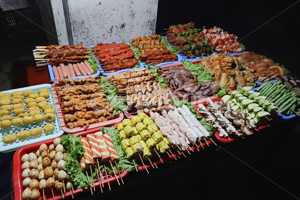 꼬치,꼬치구이,음식,길거리음식,개구리꼬치,시장,마트,마켓,market,mart,market place,음식,식재료,요리,food,cook,meal,dishes,food reserves