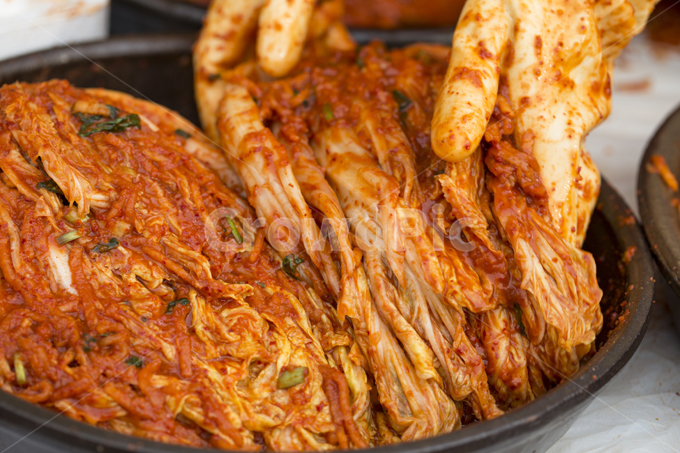 김치,김장,김장김치,양념,한식,음식,반찬,한국전통,고춧가루,야채,배추김치,배추,포기김치,포기,음식,식재료,요리,food,cook,meal,dishes,food reserves,한식,한국음식,한국요리,korean food,korean dishes,korean meal,korean cook