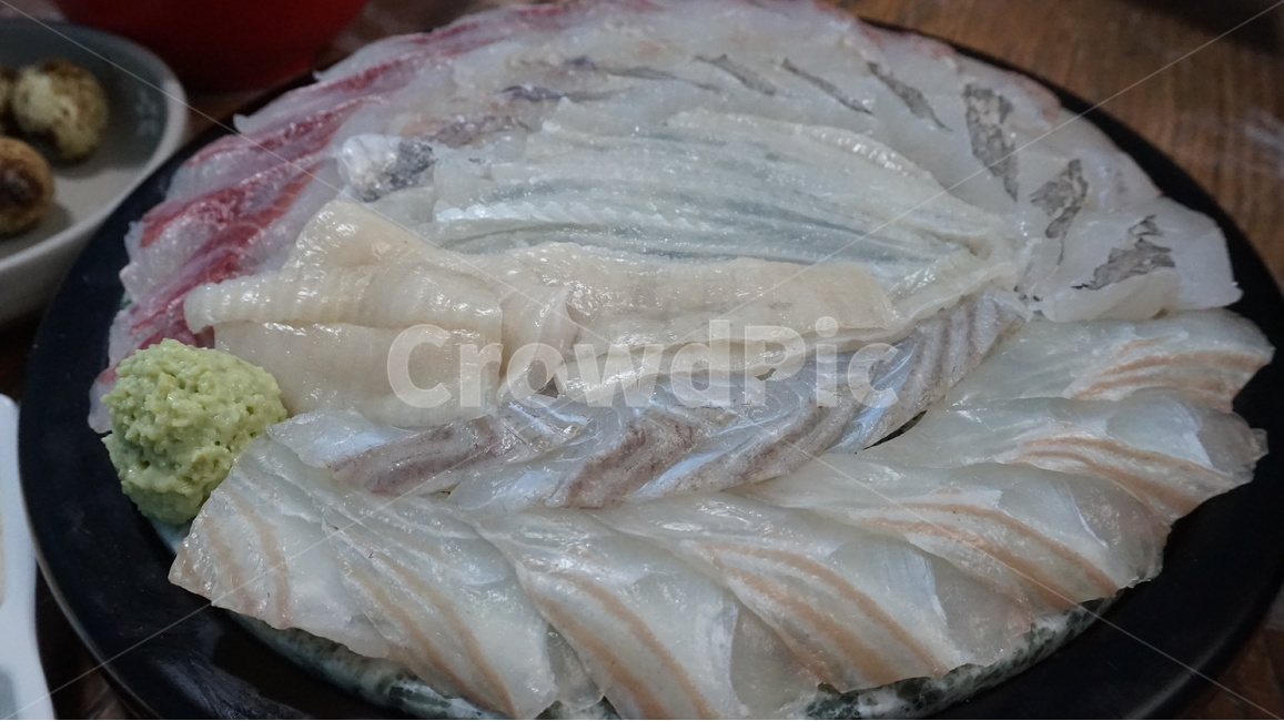 회,광어회,우럭,도다리,단백질,건강,다이어트,활어,물고기,fish,슬라이스,자르다,차리다,셋팅,set,정갈한,정리된,먹는,질감,투명,생선회,생선,바다,바닷가,먹다,스시,맛집,광어,맛있다,맛있는,cook,meal,dishes,수산물,해산물,fisheryproducts,seafood,날것,생것,싱싱한,신선한,참치,와사비,요리,모듬회,회모듬,음식,food,식재료,음식,식재료,요리,food,cook,meal,dishes,food reserves,수산물,해산물,fishery products,seafood