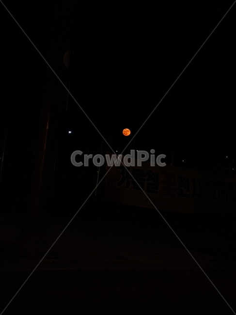 달,어둠,붉은달,moon,밤