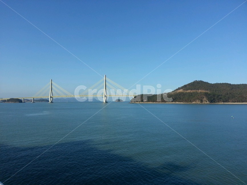 다리,바다,경치,푸른,물,자연,풍경,nature,landscape,water,outdoors,옥외,ocean,대양,sea,shoreline,해안선,land,땅
