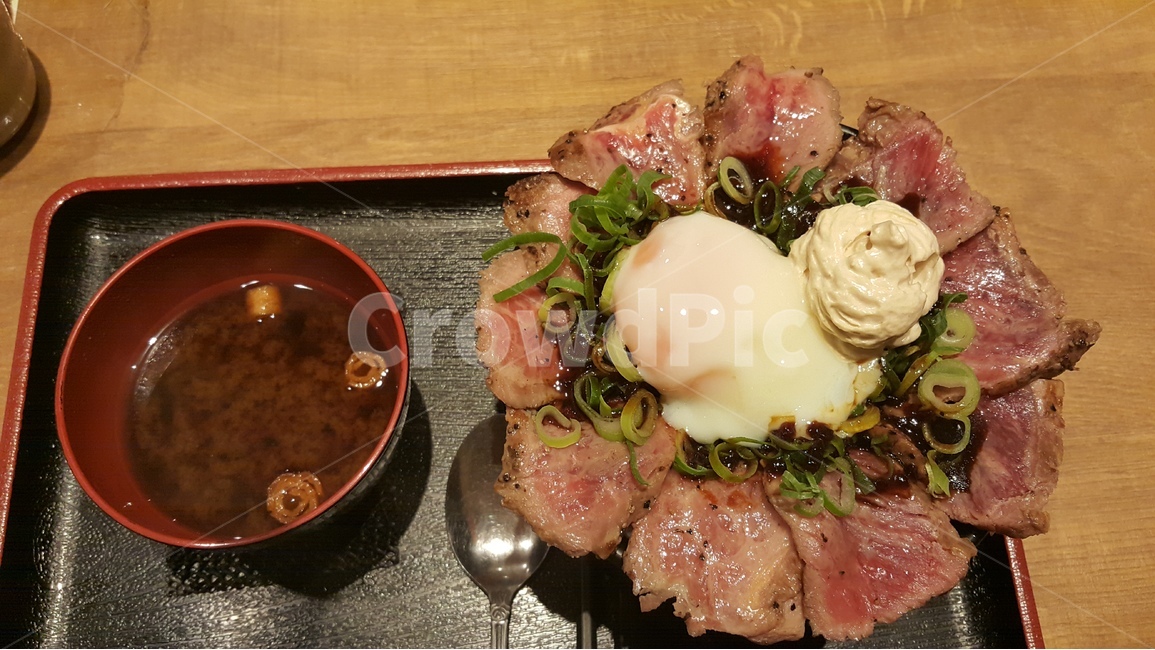 일본음식,스테이크덮밥,소고기요리,food,japan,delicious,된장국,meat,egg,덮밥,식사,meal,음식,식재료,요리,food,cook,meal,dishes,food reserves,육류,고기,meat,일식,일본음식,일본요리,Japanese food,Japanese dishes,Japanese meal,Japanese cook