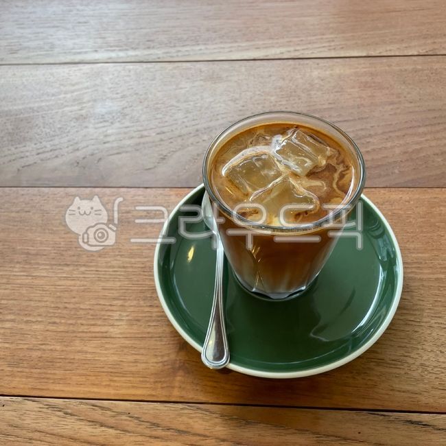 카페,커피,커피한잔,모닝커피,플랫화이트