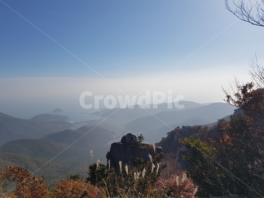 풍경,자연,바다,남해,보리암,남해군,namhea,sea,푸른바다,푸른하늘,능선,파노라마,panorama,전망,보리암전망,남해전망,sky,blue,푸르다,푸른,가을,autumn,fall,계절