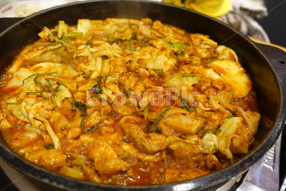 닭,닭갈비,닭요리,치킨,철판,요리,음식,한식,한국음식,한국요리,음식,식재료,요리,food,cook,meal,dishes,food reserves