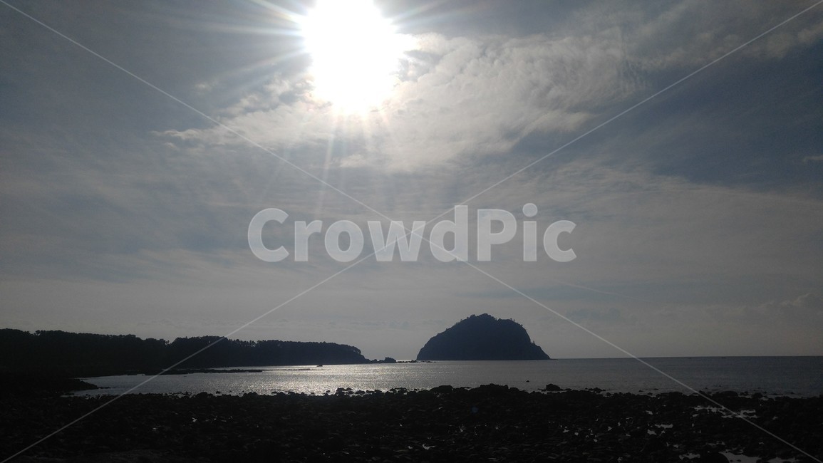 바다,제주도,제주도바다,제주,jeju,자연,풍경,nature,landscape,outdoors,옥외,land,땅,light,빛,flare,플레어,ocean,대양,sea,water,물,shoreline,해안선