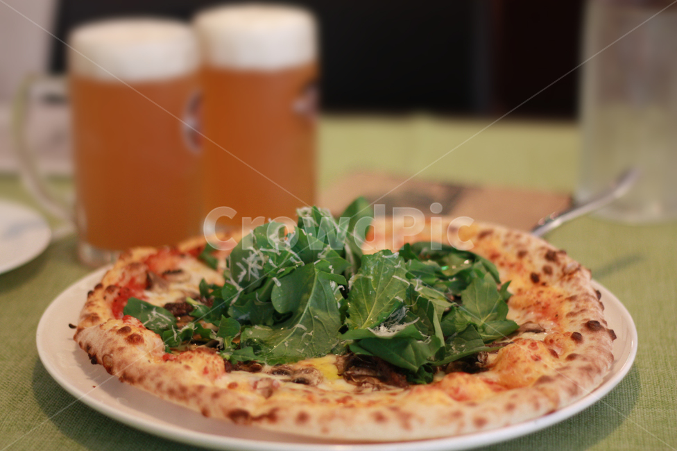 피자,루꼴라,pizza,begetable,맥주,피맥,food,음식,bread,빵,arugula,이탈리안,ilatilan,dish,dishes