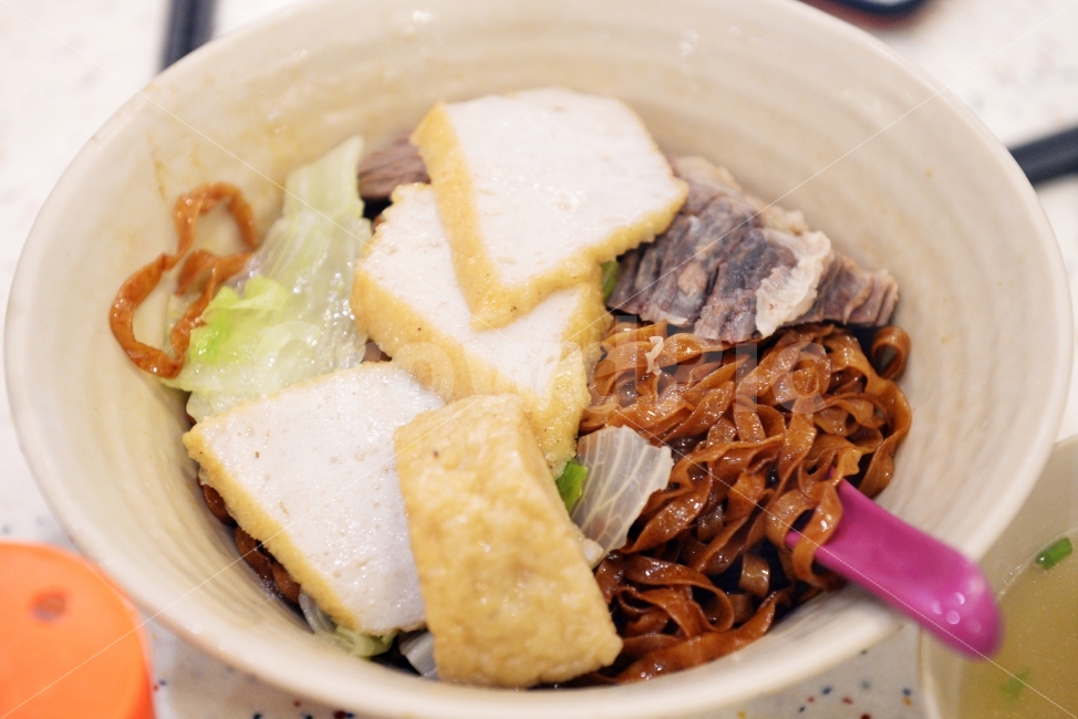 음식,중식,중국요리,홍콩,홍콩요리,면,완자,고명,어묵,noodle,fish,음식,식재료,요리,food,cook,meal,dishes,food reserves,면류,면요리,noodles,중식,중국음식,중화요리,chinese food,chinese dishes,chinese meal,chinese cook