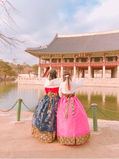 한복,사람,전통의상,여자,감성사진,소녀,색감,경복궁,궁,한국전통,한국문화,koreantraditional,koreanculture,한국전통의상,hanbok,인물,인간,여성,human,person,woman,female,lady,감성,sensible,feeling,여자뒷모습,한국전통,한국문화,korean traditional,korean culture,한복,한국전통의상,hanbok,korean traditional clothes,랜드마크,landmark,tourist attraction,한국랜드마크,한국관광지,한국명소,korea landmark,korea tourist attraction,사람,인물,인간,human,person,여성,여자,woman,female,lady,친구,우정,friendship,companion