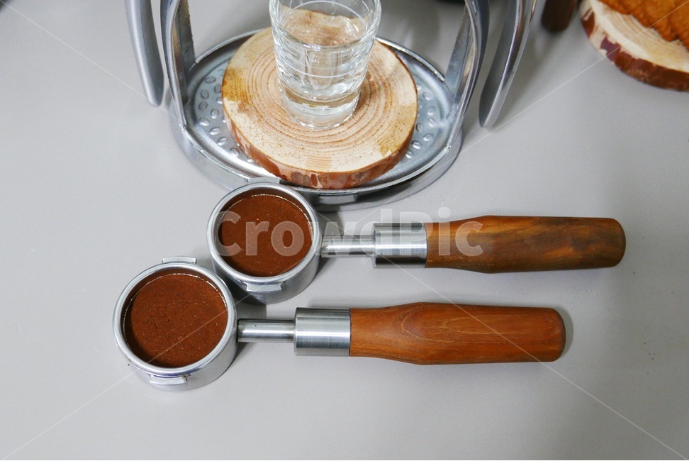 커피,원두,포타필터,바텀리스,에스프레소,커피,카페,coffee,cafe