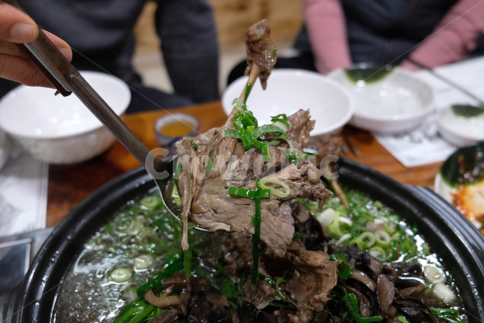 백숙,오리백숙,능이버섯,능이오리백숙,몸보신,보양식,오리,음식,식재료,요리,food,cook,meal,dishes,food reserves,한식,한국음식,한국요리,korean food,korean dishes,korean meal,korean cook