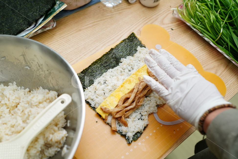 식사,간식,음식,푸드,김밥,김,반찬,분식,정성,집밥,먹방,한식,먹거리,요리,주방,키친,부엌,주방용품,요리도구,kitchen,kitchenware,cookroom,cookingutensil,음식,식재료,요리,food,cook,meal,dishes,food reserves,한식,한국음식,한국요리,korean food,korean dishes,korean meal,korean cook