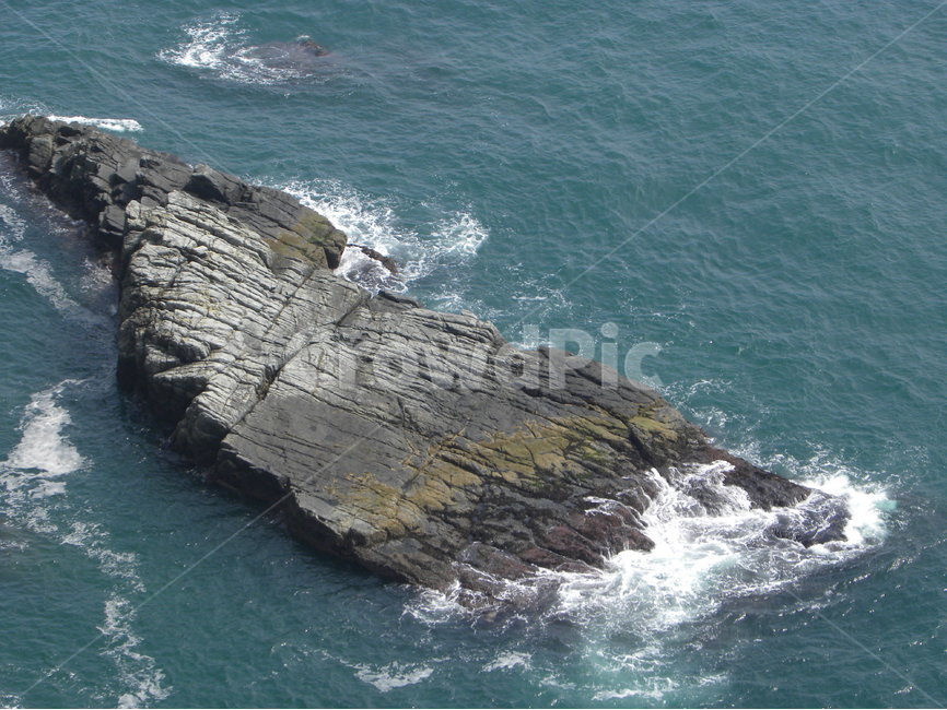 해안바위,바다바위,침식바위,넙적바위,rockthesea,eroderock,자연,풍경,nature,landscape,promontory,곶,sea,바다,ocean,대양,outdoors,옥외,water,물,land,땅,cliff,낭떠러지