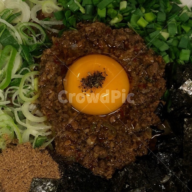 노른자,비빔면,마제소바,음식,요리,면요리