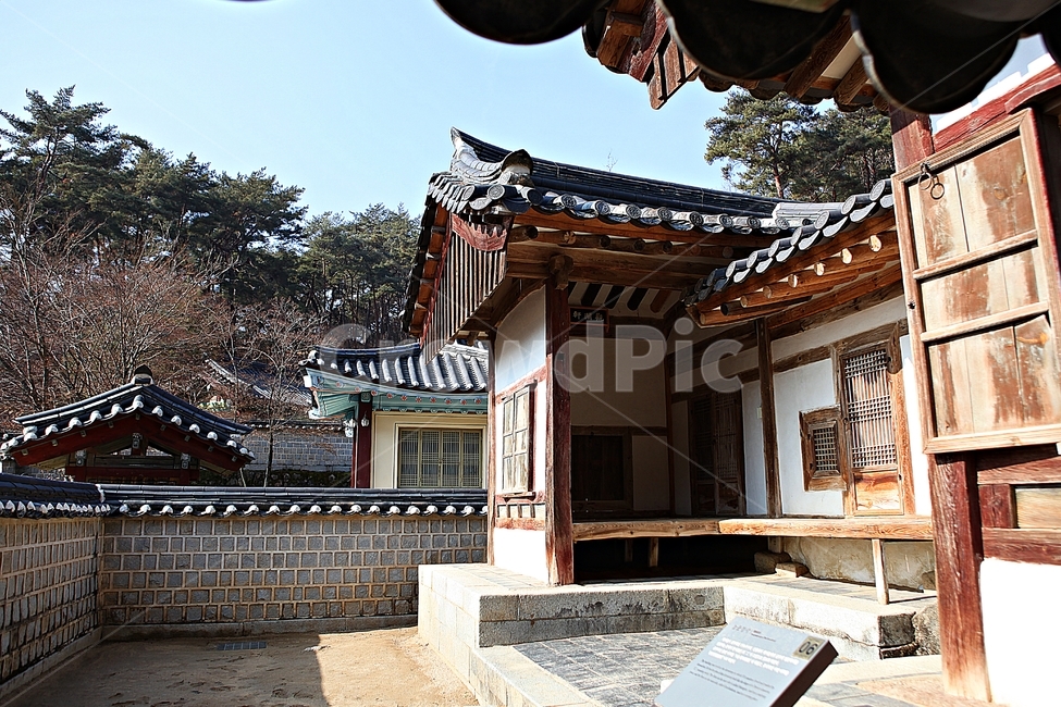 도산서원,한옥,한옥집,집,기와집,전통집,건물,자연,풍경,서원,겨울,한국전통,한국문화,korean traditional,korean culture,건축물,건물외관,exterior,building,structure,architecture,construction