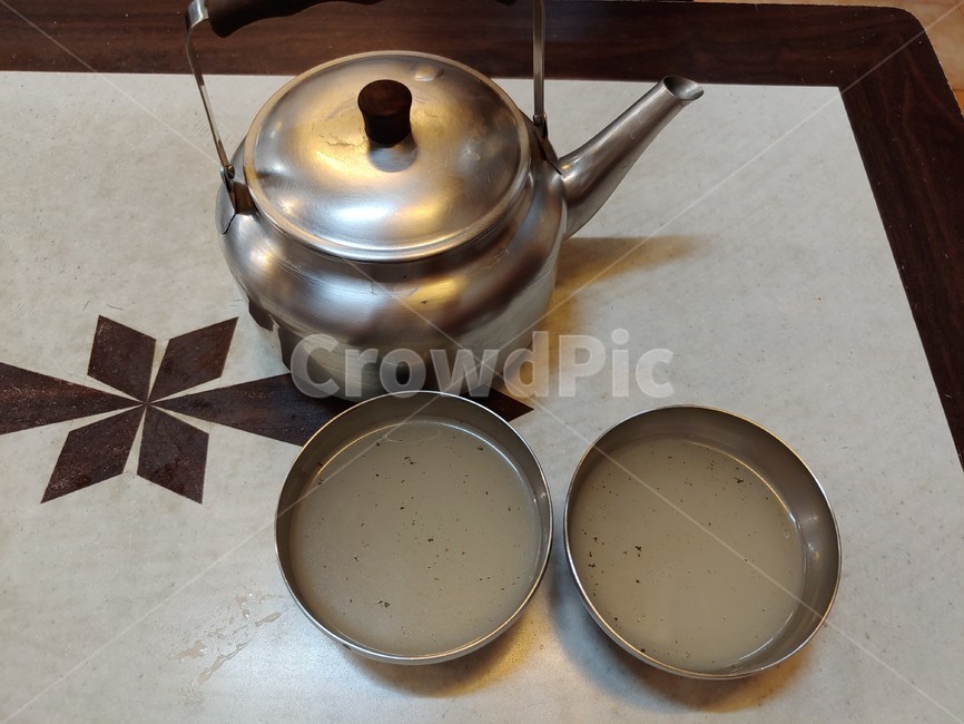 주전자,스텐레스,그릇,육수,국물,잔,테이블,식당,은색,kettle,stainlesssteel,soup,bowl,따뜻한,음식,food,table