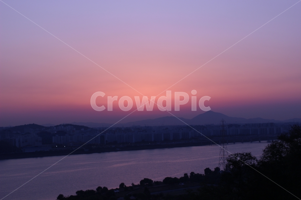 일몰,감성,하늘,구름,필름카메라,도시,풍경,city,landscape,한국도시풍경,한국도시경관,korea cityscape,nature,자연,dusk,황혼,outdoors,옥외,dawn,새벽,red sky,붉은 하늘,sky,sunset