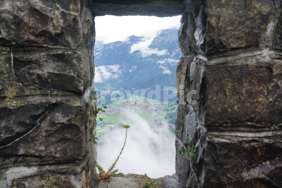 스위스,인터라켄,하더클룸,경치,경관,창문,창,창틀,마을,맑은,자연,자연,풍경,nature,landscape,outdoors,옥외,cliff,낭떠러지
