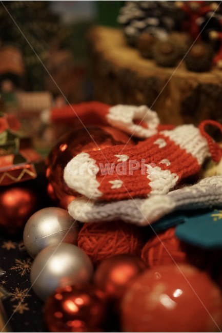 red,Christmas,fur gloves,winter,christmas