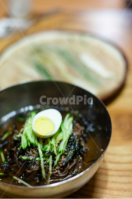 메밀국수,메밀,다이어트음식,시원한,전통적인,건강한,음식,식재료,요리,food,cook,meal,dishes,food reserves,면류,면요리,noodles,한식,한국음식,한국요리,korean food,korean dishes,korean meal,korean cook