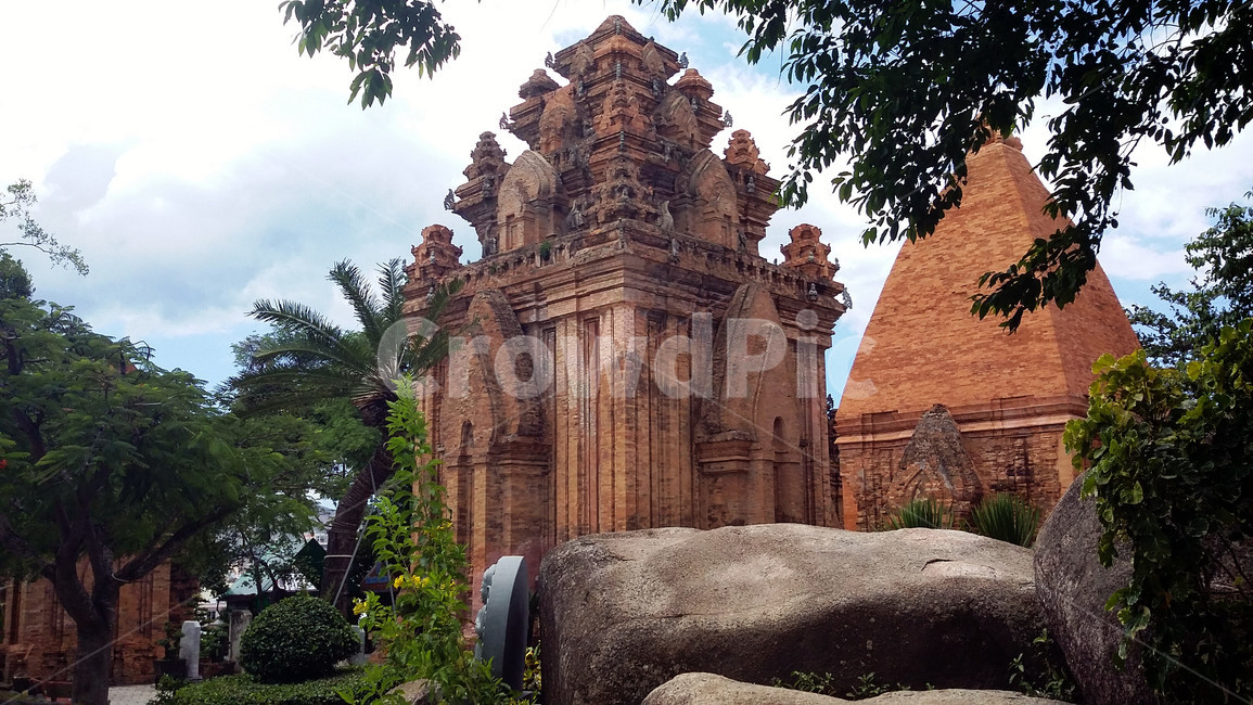 베트남,나트랑,vietnam,nhatrang,사원,포나가르,건축물,랜드마크,landmark,tourist attraction,해외,외국,세계,foreign,oversea,world,세계랜드마크,해외랜드마크,외국랜드마크,world landmark,world tourist attraction,건축물,건물외관,exterior,building,structure,architecture,construction