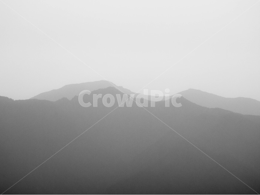 흑백,모노크롬,대비,수묵,산,자연,풍경,nature,landscape,흑백,모노톤,monochrome,black and white,outdoors,옥외