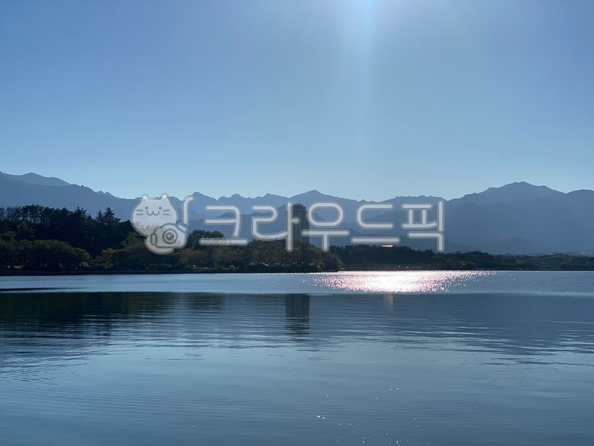 mountain,nature,lake