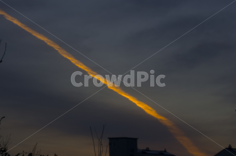 노을,구름,항공운,contrail,하늘,비행기구름,scene,view,feeling,emotion,nature,landscape,sunset,cloud,red,저녁,해넘이,풍경,감정,감성,자연,계절,풍경사진,감성사진,정취,햇빛