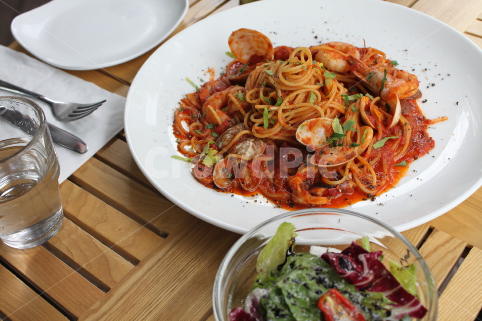 해산물토마토파스타,해산물,토마토파스타,파스타,음식점,레스토랑,맛집,국수,면,요리,seafoodpasta,pasta,tomato,restaurant,음식,식재료,요리,food,cook,meal,dishes,food reserves,면류,면요리,noodles,양식,서양음식,서양요리,western food,western dishes,western meal,western cook