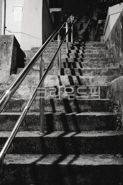 redevelopment,handrail,townhouse,shadow,city,old,stairs,night,banister,night street,loneliness,house,crack,road,railing,vintage,street,neighborhood,alley,staircase