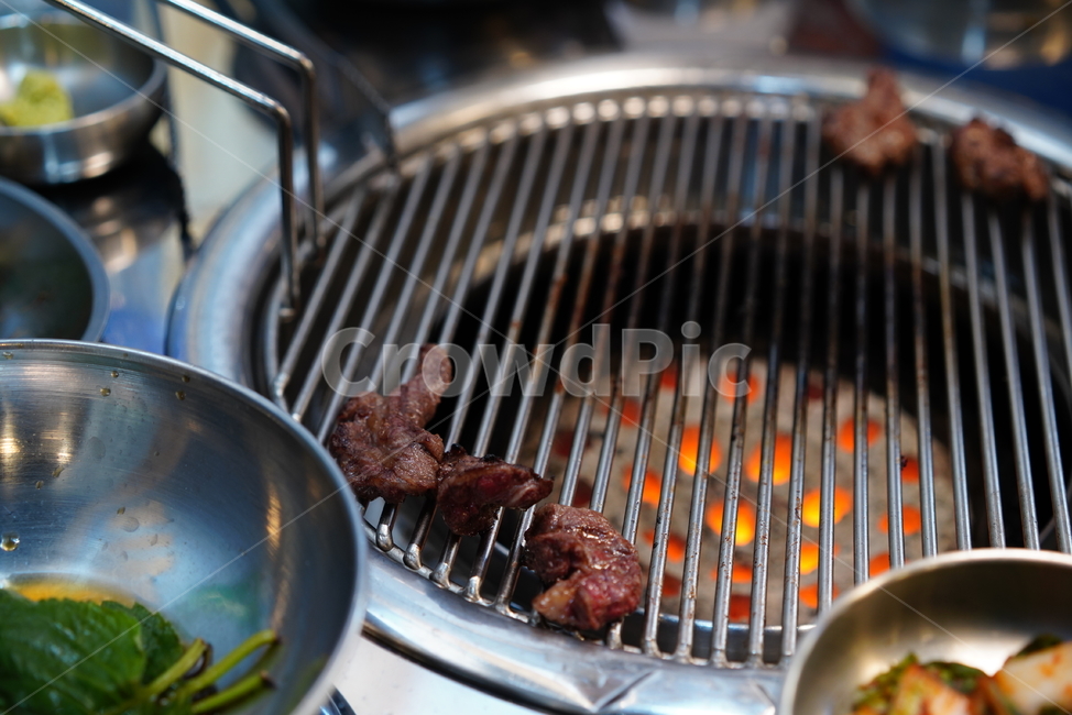 고기,육류,육식,한우,구이,한식,먹방,음식,푸드,food,안주,술안주,안주거리,불판,소고기,육즙,육질,술자리,음식,식재료,요리,food,cook,meal,dishes,food reserves,육류,고기,meat