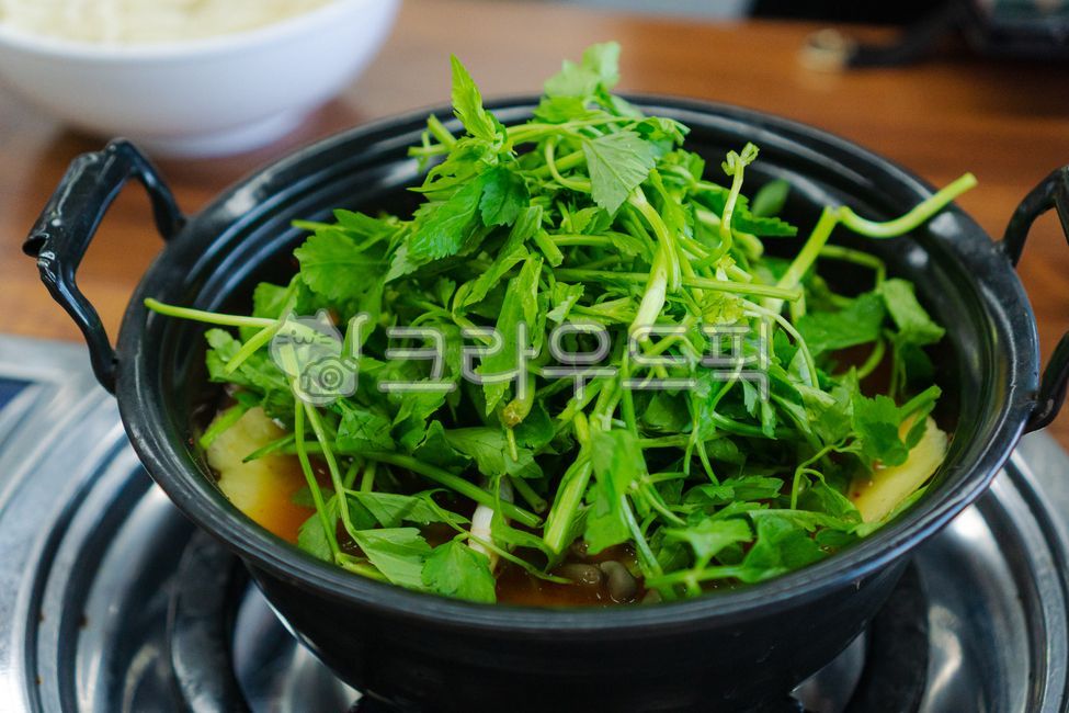 미나리,미나리칼국수,칼국수,noodle,koreanfood,food,음식,식사,meal