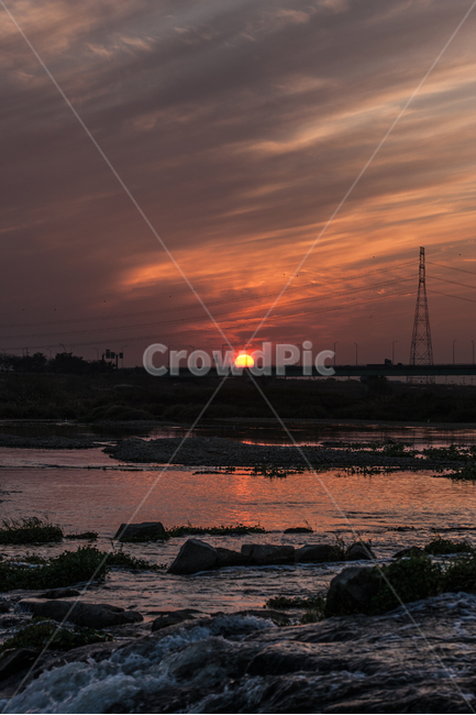 물,강,흐름,석양,하늘,일몰,자연,풍경,nature,landscape,한국자연풍경,한국자연경관,korea nature landscape,outdoors,옥외,red sky,붉은 하늘,dawn,새벽,dusk,황혼,sunset,sky