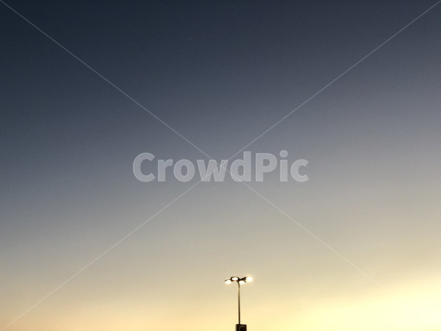 해질녘,하늘,구름,자연,하늘색,초승달,달,sky,natural,자연,풍경,nature,landscape,outdoors,옥외