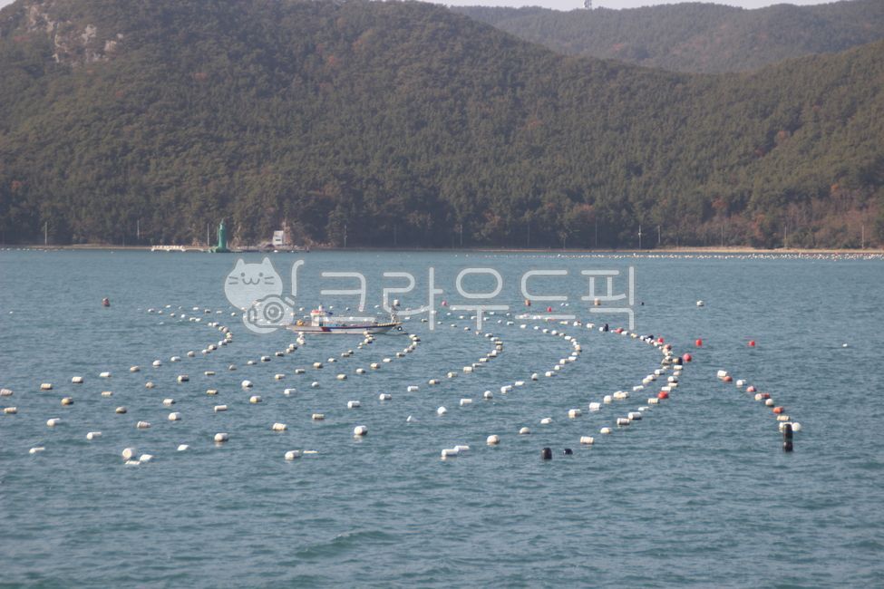 바다,한산만,통영바다,한산바다,sea,바다풍경,어선,fishingcraft,fishingboat,fishingveseel,바다양식,mariculture,선박
