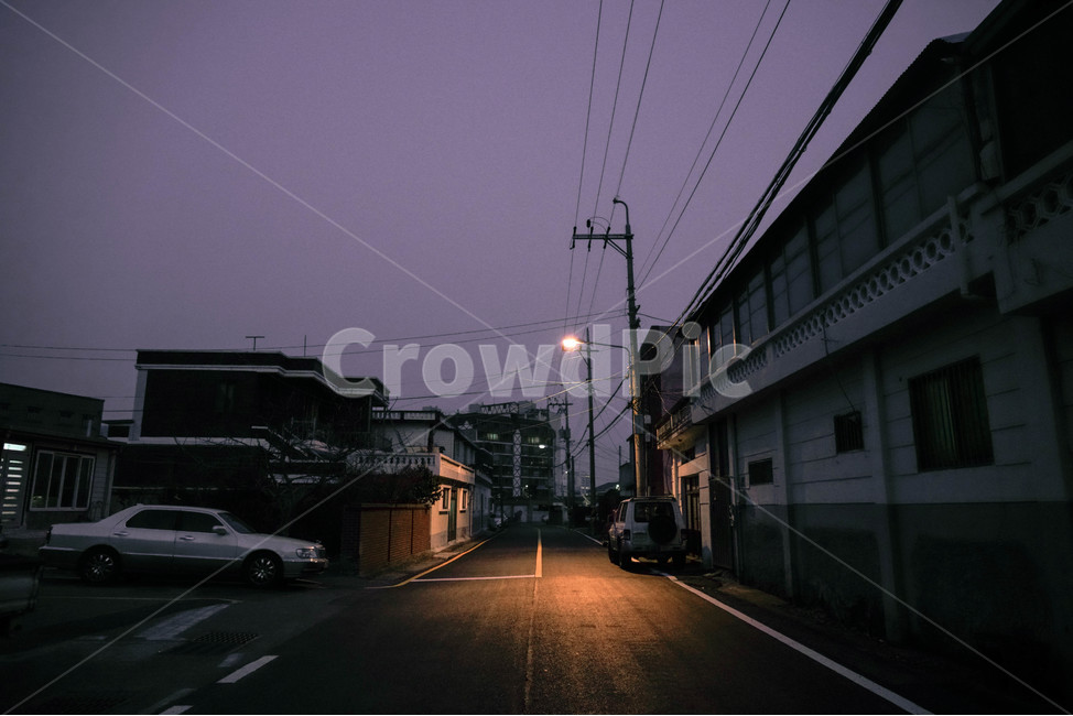 골목길,동네,가로등,퇴근길,감성사진,야경,밤,풍경,nightscape,night,landscape,도시,city,한국도시풍경,한국도시경관,korea cityscape,골목길,alley,감성,sensible,feeling,asphalt,아스팔트,automobile,자동차,transportation,교통,vehicle,차량,car,차