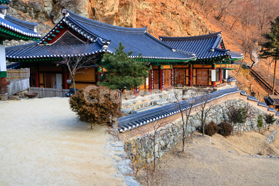 청량사,불교,건축물,종교,환경,한국전통,한국문화,korean traditional,korean culture,종교,신앙,religion,belief,faith,건축물,건물외관,exterior,building,structure,architecture,construction